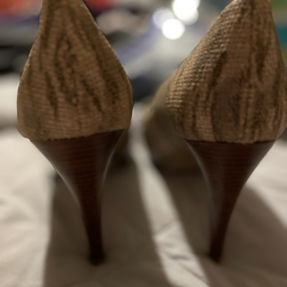 Printed Heels - Picture 3 of 5